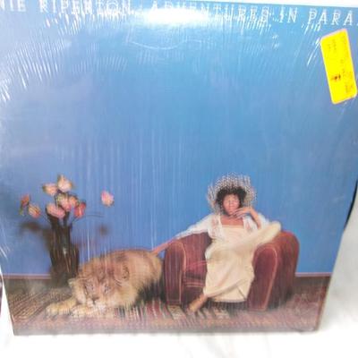 Sale Photo Thumbnail #144