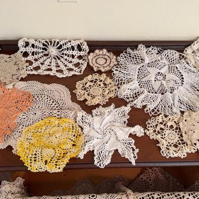 Vintage Table Linens And Doilies