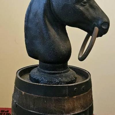 Rustic Barrel Table Lamp with Horse Head Design