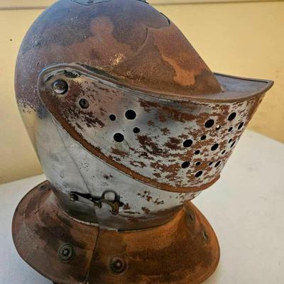 Aged Knight’s Helmet – Medieval Style Armor