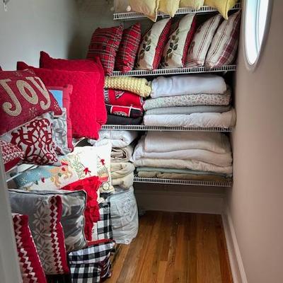Sale Photo Thumbnail #185