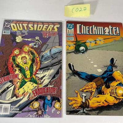 Outsiders And Checkmate Comic Books