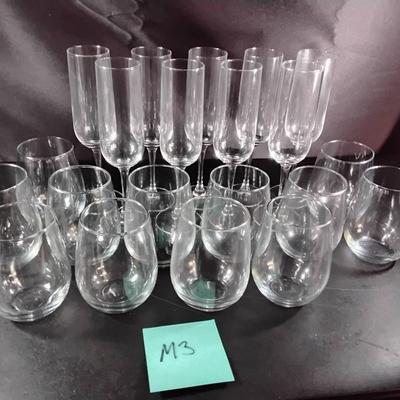 Champagne Flutes And Stemless Glasses