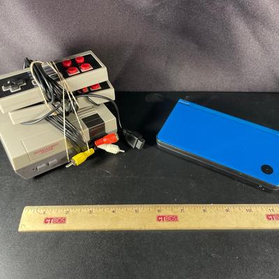 Retro Mini Nintendo And Nintendo DS XL