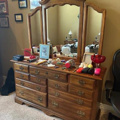 Sale Photo Thumbnail #174