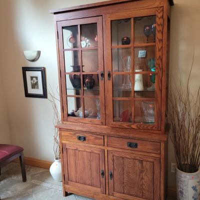 Nice Hutch 