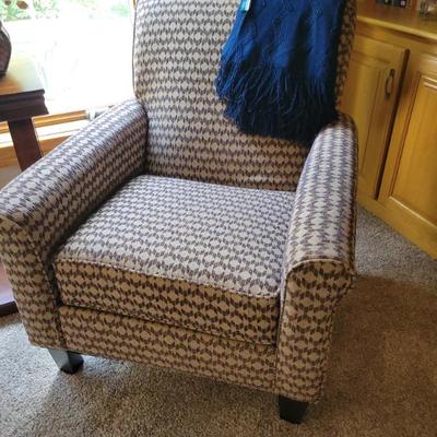 Sale Photo Thumbnail #61: Arm Chair 