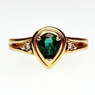 14K Gold Pearl Cut, Emerald With Diamond Accents Ring - Size 8.5