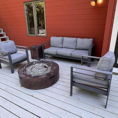 Outdoor Aluminum seating area with Fire Pit $595