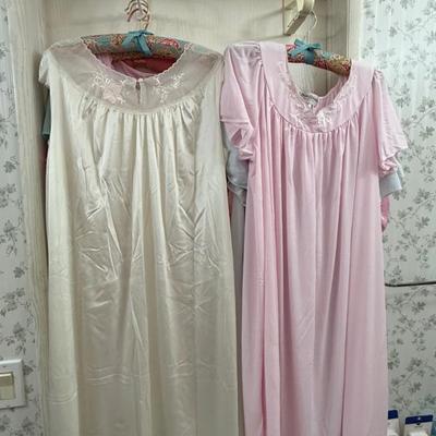 Sale Photo Thumbnail #199