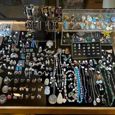 Sale Photo Thumbnail #64