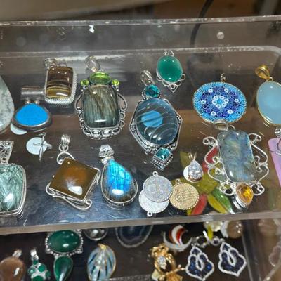 Sale Photo Thumbnail #492