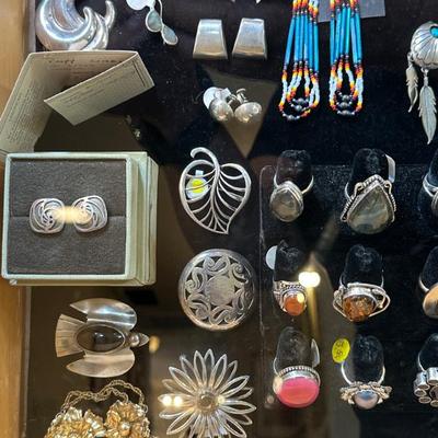 Sale Photo Thumbnail #483