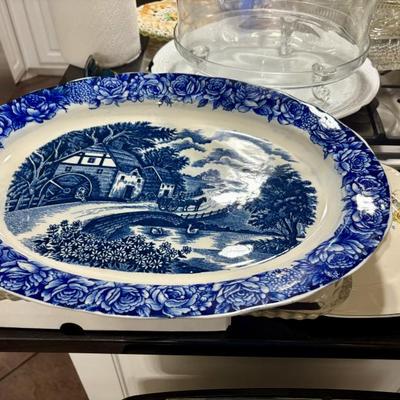 Sale Photo Thumbnail #27: Large turkey platter