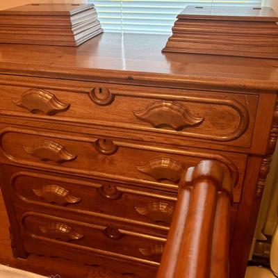 Beautiful dresser with oak made
