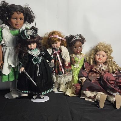 My Twinn Doll, Brass Key Collectible Doll And More (5)