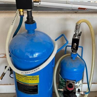 Central Pneumatic 40 lb. Pressurized Soda Blaster And A Smaller One. 