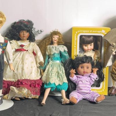 Dolls Lot 8