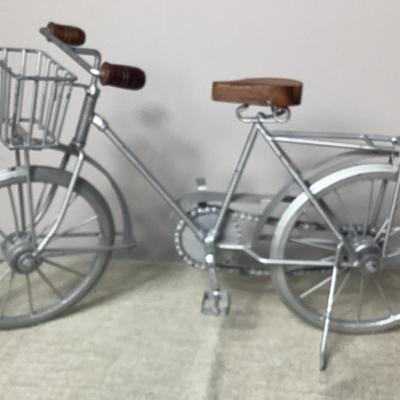 Metal Bicycle Decor