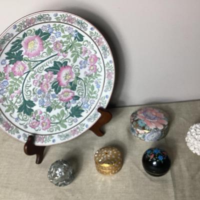 Trinket Boxes And Decorative Plate