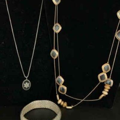 Ct382v silver and 14 kgp jewelry