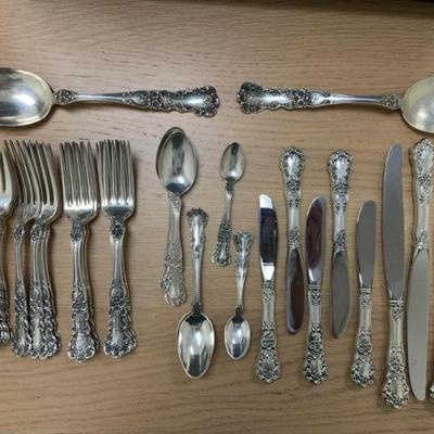 Ct420v sterling silverware set