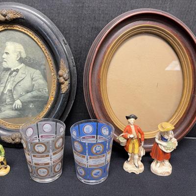 Civil War Glasses, Figures, Oval Framed Photo