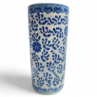 Sale Photo Thumbnail #183: WBI Vintage Blue & White Ceramic Umbrella Stand