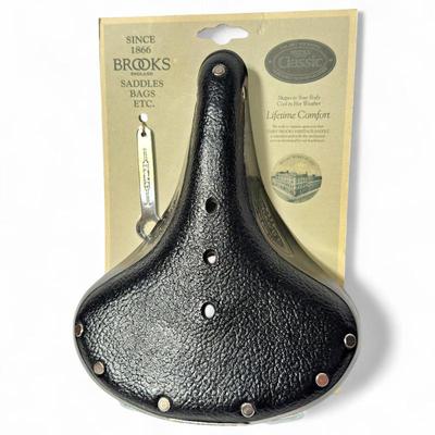 Sale Photo Thumbnail #90: Brooks England B67 Leather Bicycle Saddle