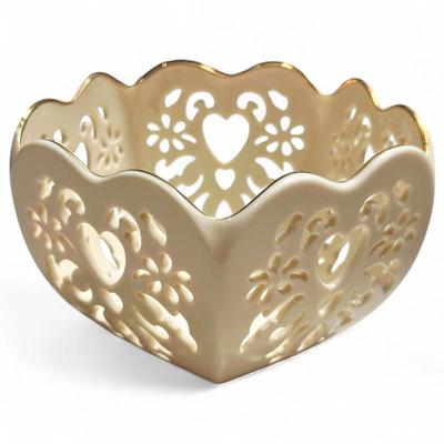 Sale Photo Thumbnail #244: Lenox Eternal Hearts Pierced Design Bowl
