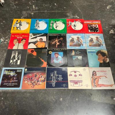 Sale Photo Thumbnail #402: Assorted Vintage Vinyl Record Lot, 1940s–1980s, 45+ Pieces