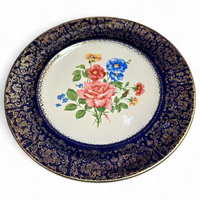 Sale Photo Thumbnail #280: Salem China Co. 23K Gold Aristocrat Serving Plate