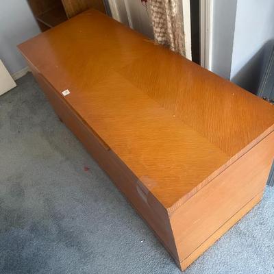 Lane Cedar Chest
