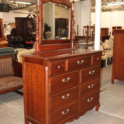 Sale Photo Thumbnail #256