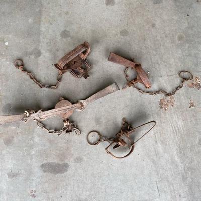 Antique Hunting Traps