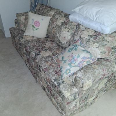 Sale Photo Thumbnail #132: like new sleeper sofa