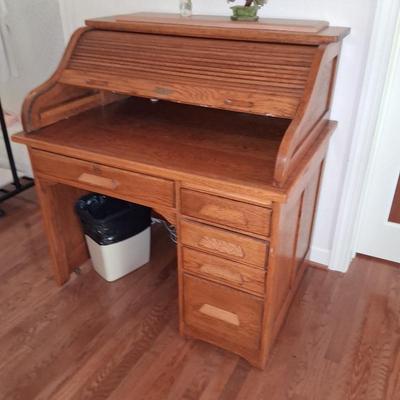 Sale Photo Thumbnail #97: oak roll top desk