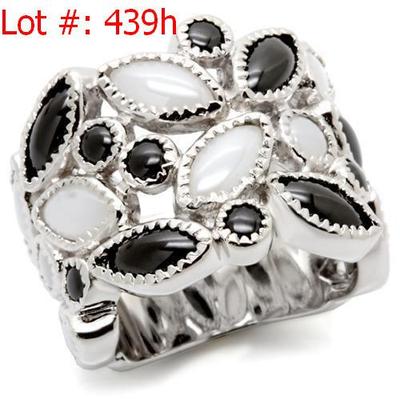 Sale Photo Thumbnail #583