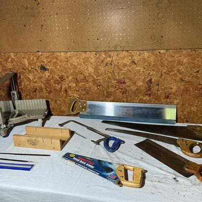 Hand Saws And Saw Boxes