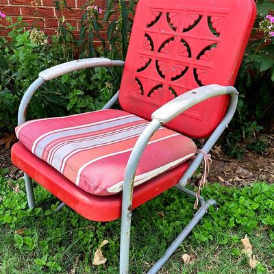 Mid-Century Metal Patio Chair 
