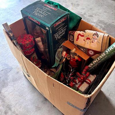 Vintage Mystery Christmas Assortment 