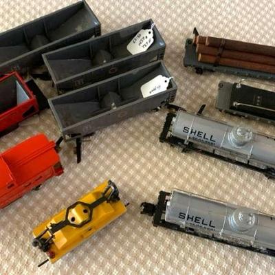 American Flyers Assorted Train Cars