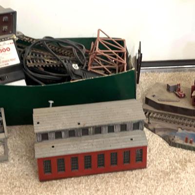 Railine 300 Transformer, Tracks, And Buildings