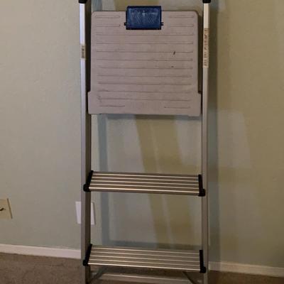 Cosco Step Ladder