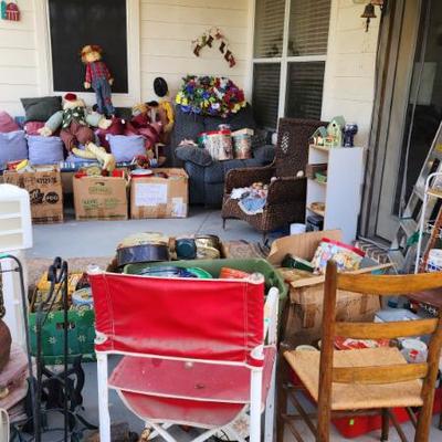 Estate sale photo
