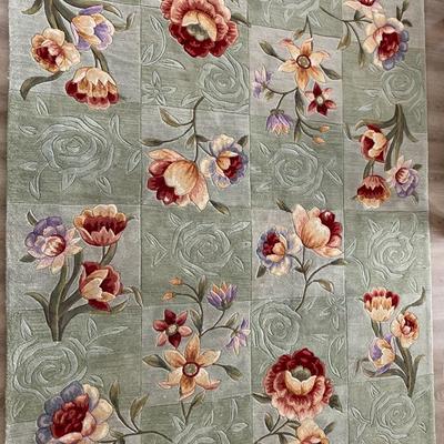 Royal Palace “Watercolors Silhouette” Handmade 100% Wool Rug (7’ 9” X 9’ 9”)
