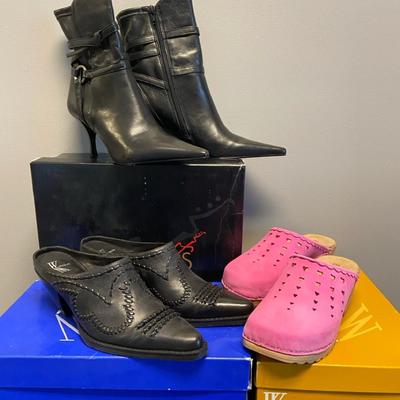 White Mountain & Carlos Santana Clogs & Boots 