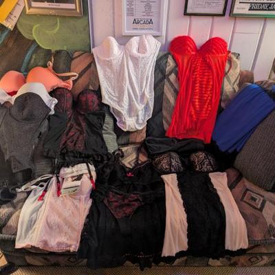 Sale Photo Thumbnail #32