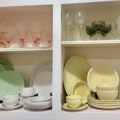 Mid-Century modern, Iroquois Casual China by Russel Wright U.S.A.