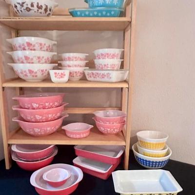 Pyrex: Gooseberry, Flamingo Pink, Dots, Early American, Snowflake Blue, Black Daisy